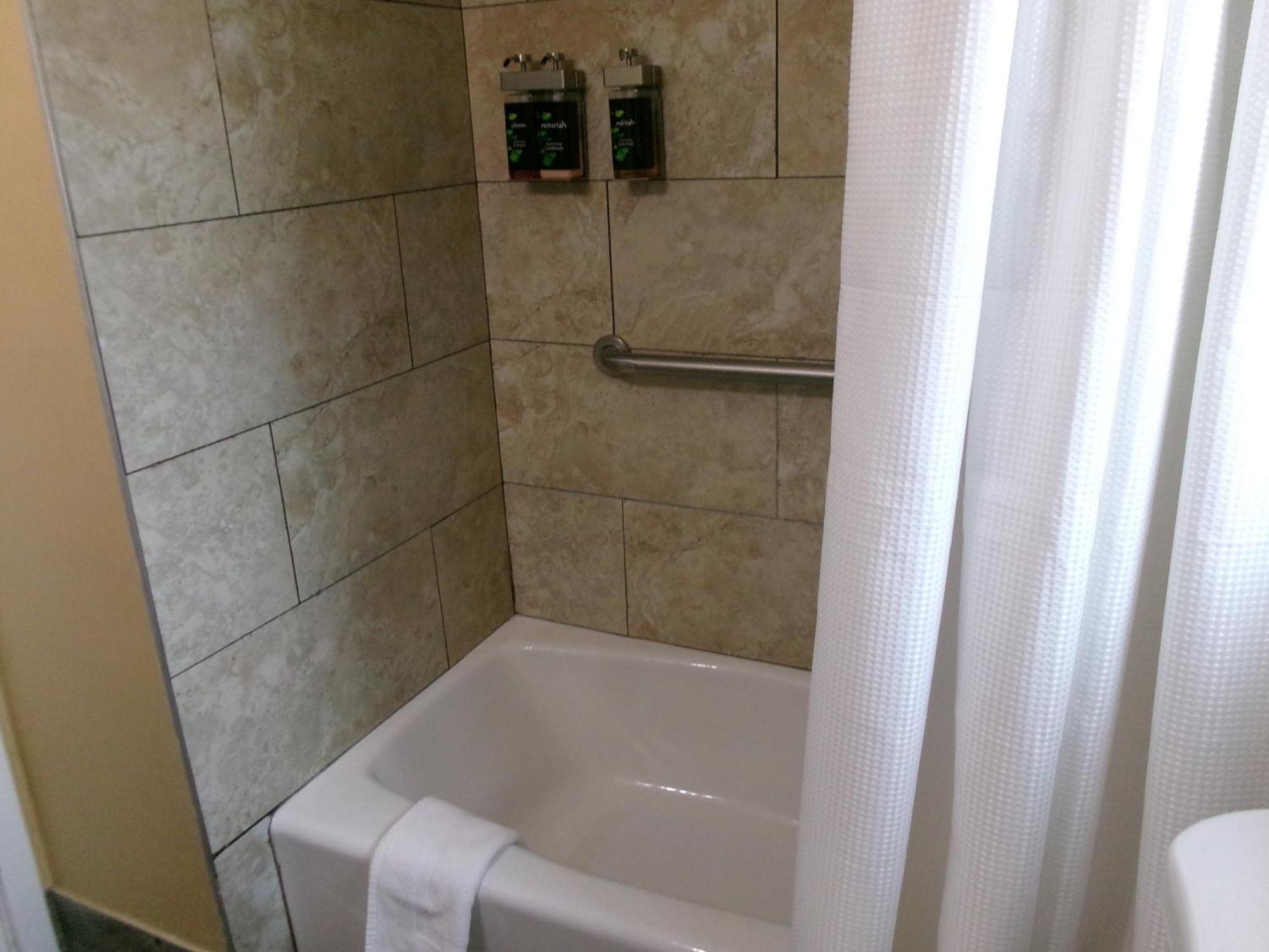 Carmel Wayfarer Inn מראה חיצוני תמונה