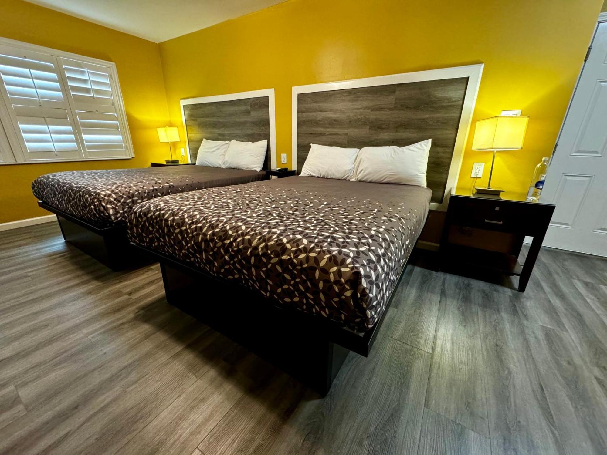 Carmel Wayfarer Inn מראה חיצוני תמונה