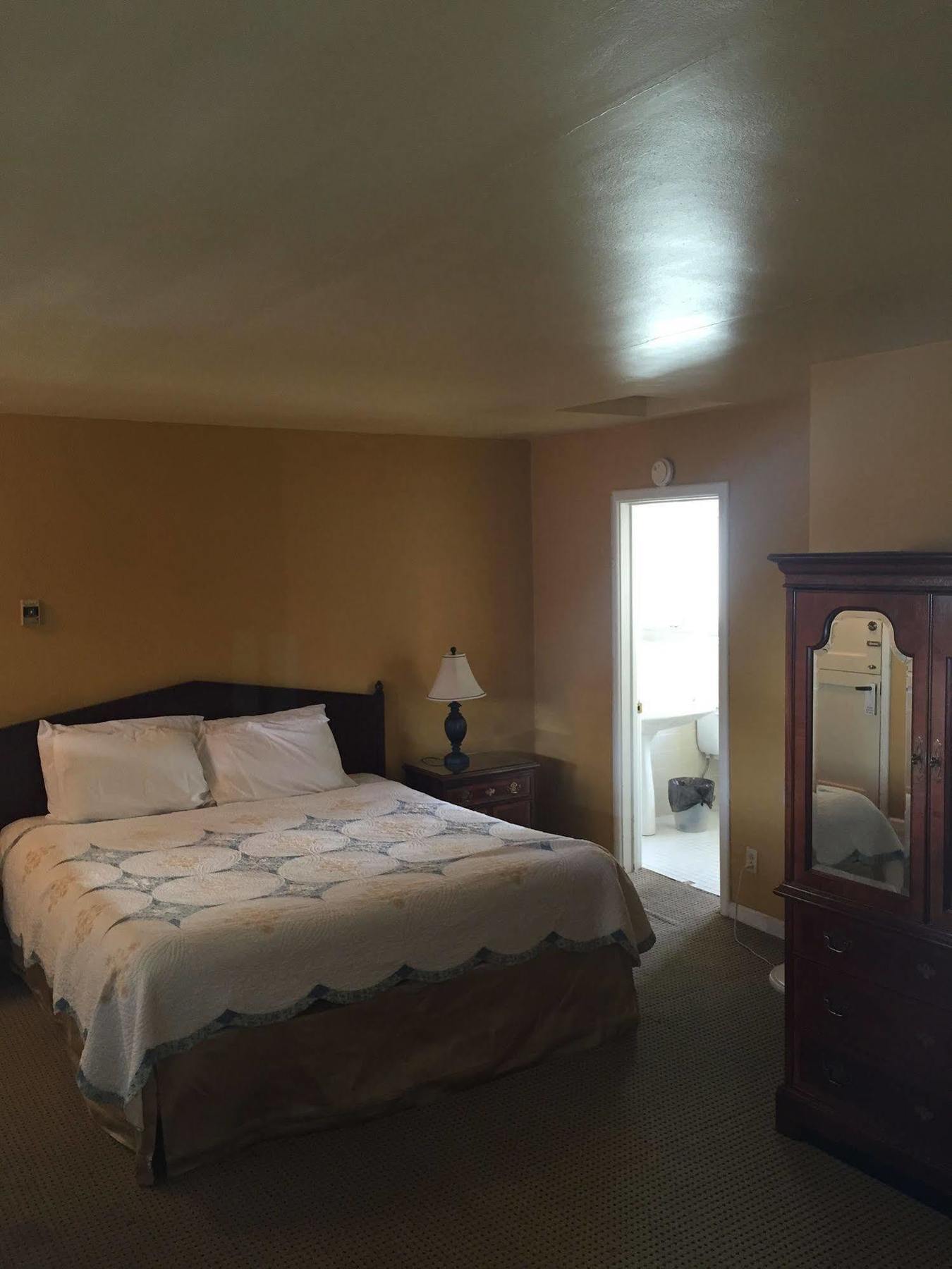 Carmel Wayfarer Inn מראה חיצוני תמונה
